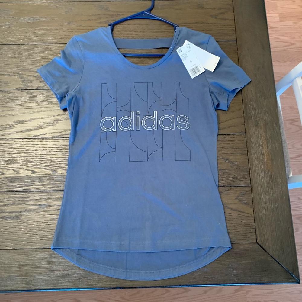 NWT Adidas Shirt with Cut-out back. Womens small